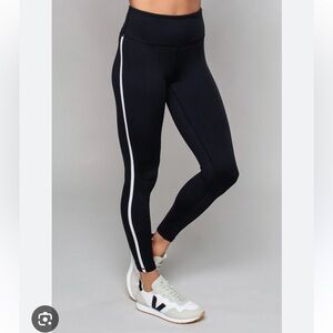 Adanola - Ultimate Piping Leggings - Black/Cream